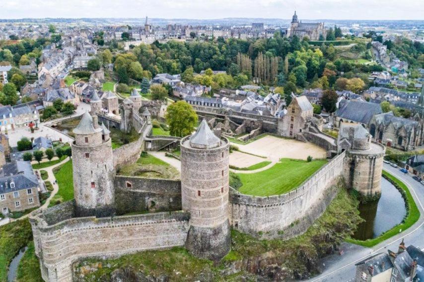 FougèresL'Escale Fougeraise公寓 外观 照片